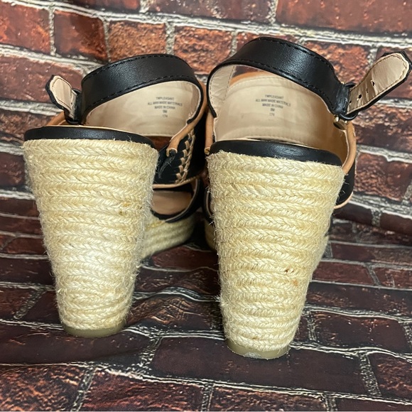 TOMMY HILFIGER Women’s Size 9 Black & Tan 4” Espadrille Wedge Sandal - Picture 5 of 11